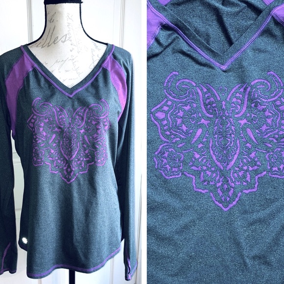 Athleta Tenacity Laser Cut V Neck Long Sleeve Athleticwear Workout Top sz XL - Picture 1 of 7